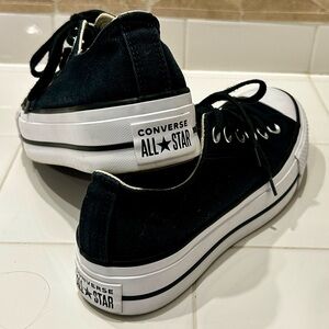 Converse Lift low top Women's Platform Shoes 7